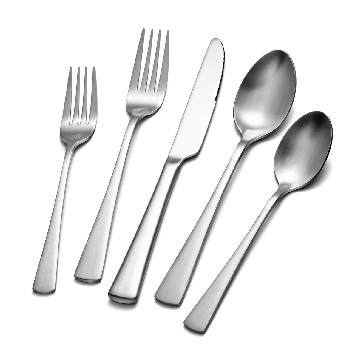 Kingstone forged dinner knives with balanced weight for easy cutting and handling