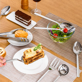 KINGSTONE gravy ladle pours sauces neatly at elegant tables