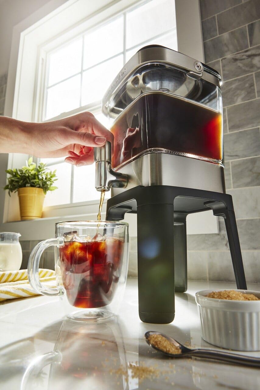 KitchenAid compact footprint fits neatly on a counter or shelf.