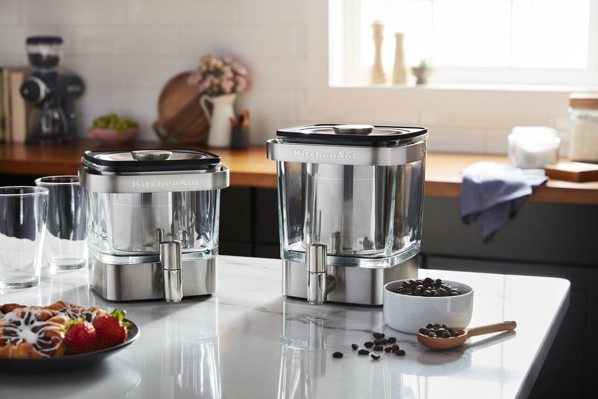 KitchenAid stainless steel steeper with fill-level marks for precise brewing.