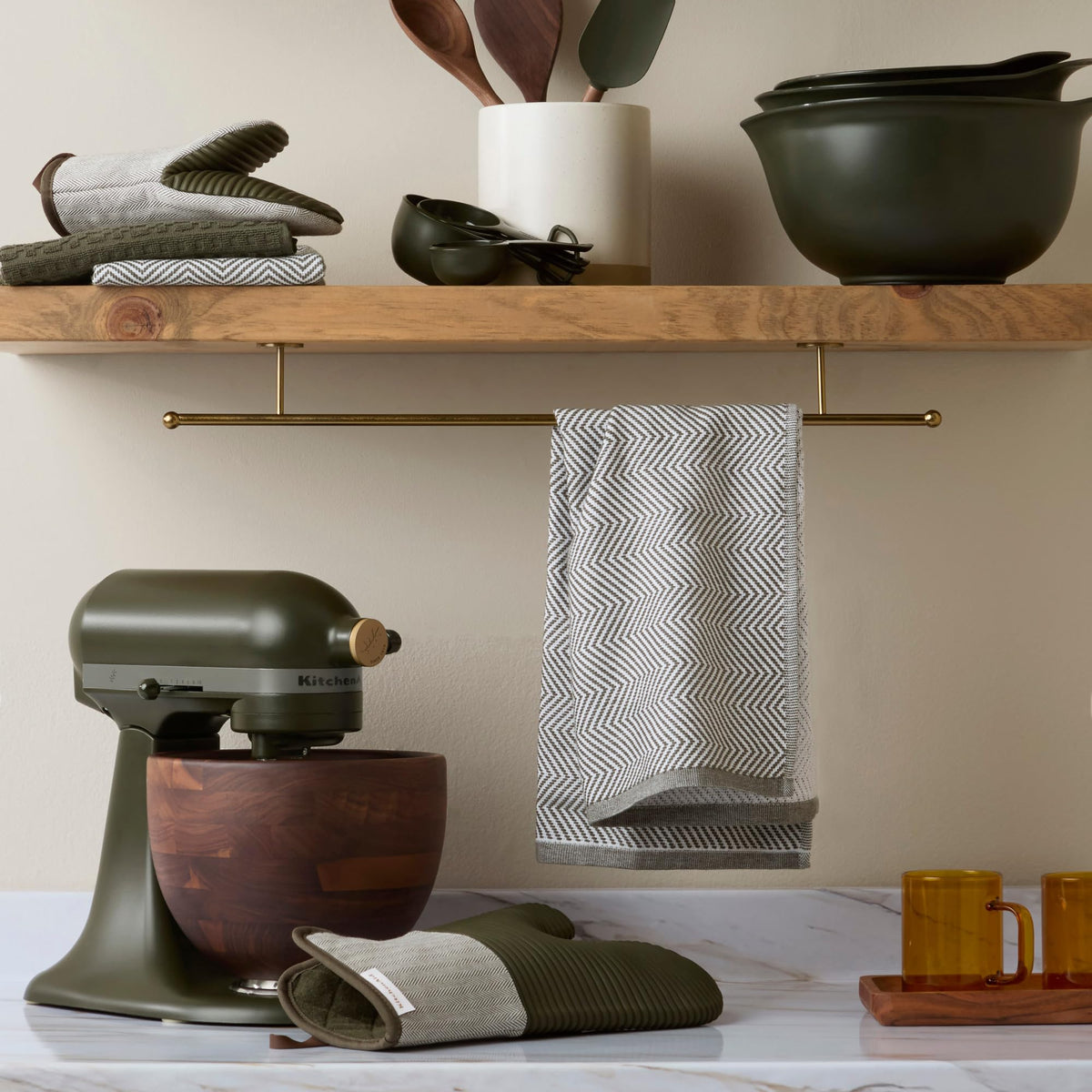 KitchenAid Evergreen deep forest green towel adds rich color to any kitchen.