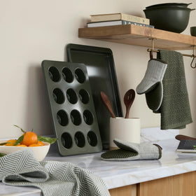 KitchenAid Evergreen waterproof silicone mini mitts for spill protection