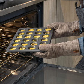 KitchenAid rim design prevents warping for reliable results