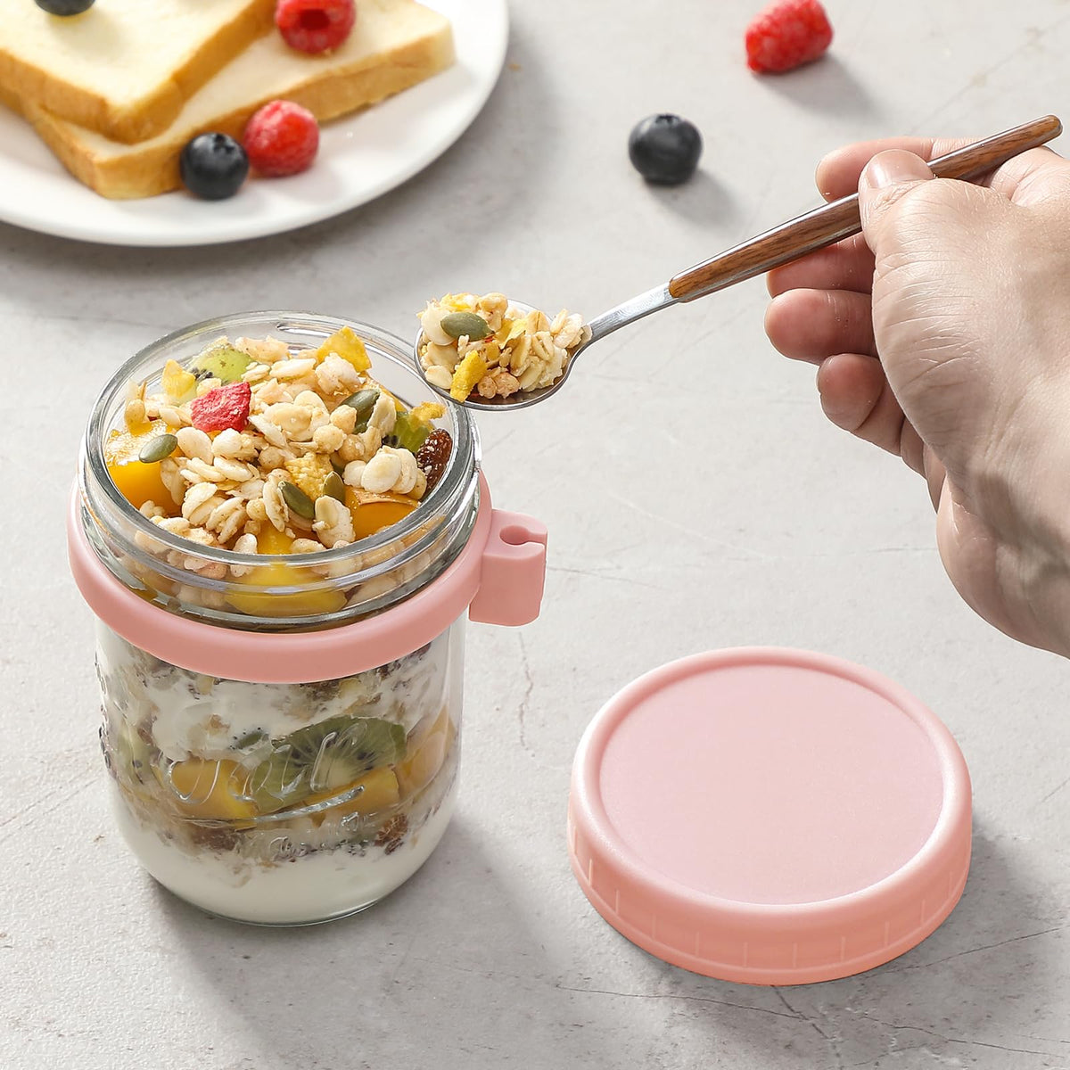 LANDNEOO clear jar showing contents, ideal for meal prep and layering.