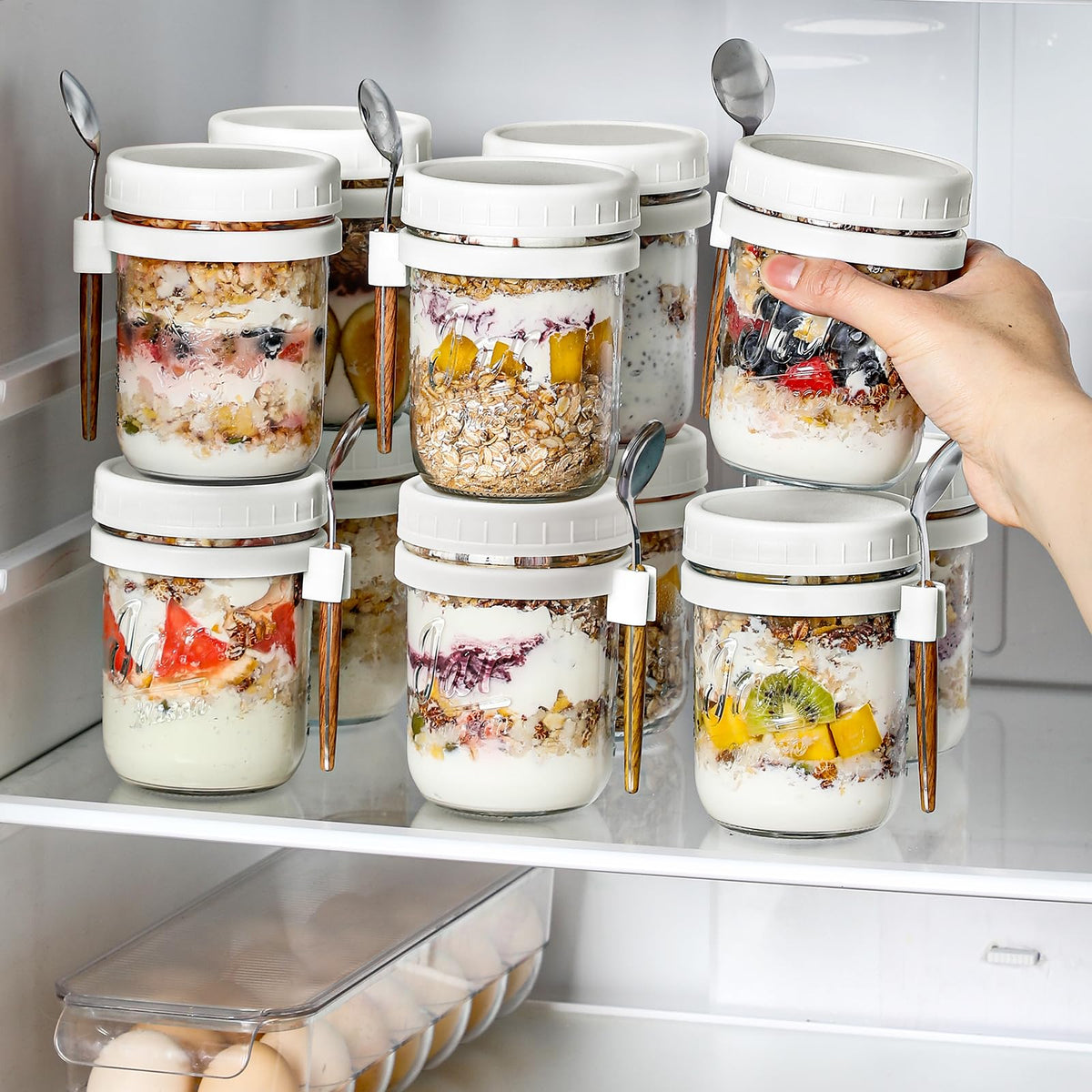 LANDNEOO versatile jars suit breakfast snacks or drinks and fit in lunch boxes.