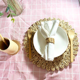 Laquedecraft napkin ring made from natural materials enhances farmhouse styling.
