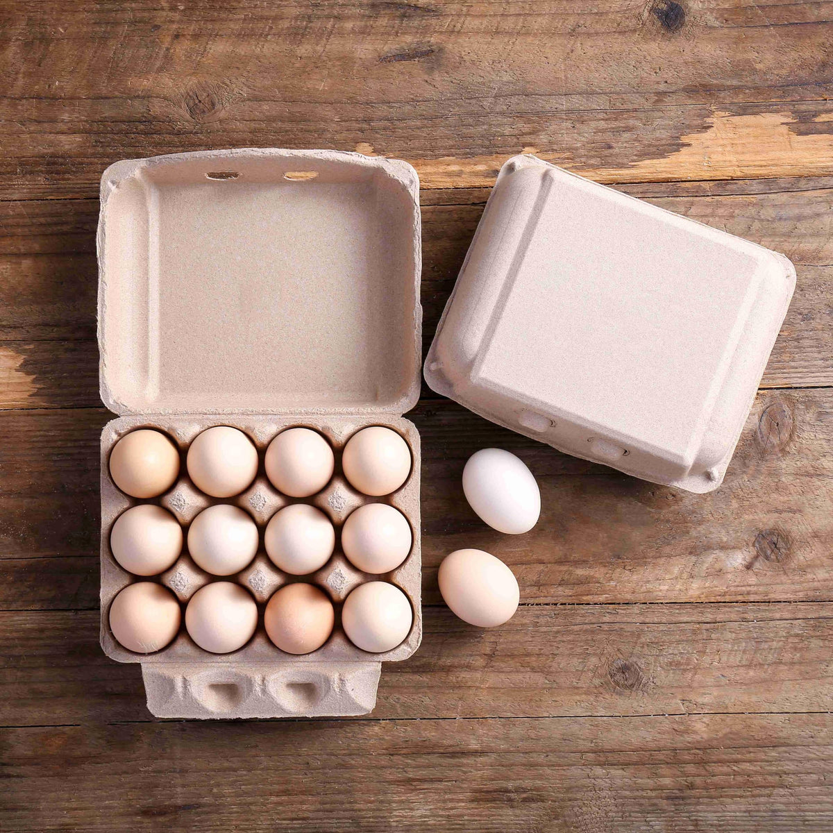 LayHyand vintage egg cartons 30-pack with 12 cavities for reliable storage of fresh eggs.