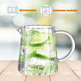 Leinuosen glass milk frothing cup creates creamy foam.