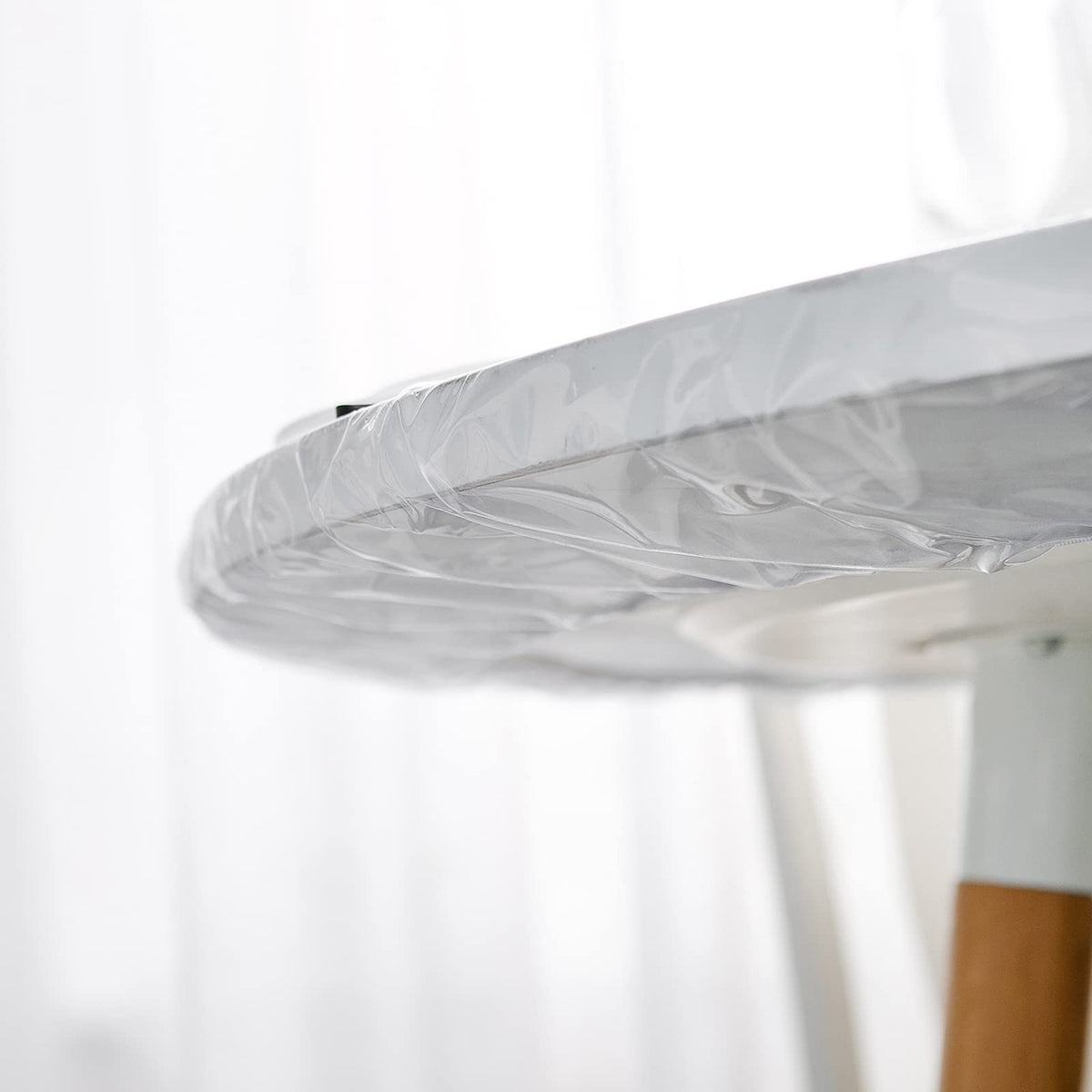 LIBERECOO precision-fit 37-42 inch diameter table protection.