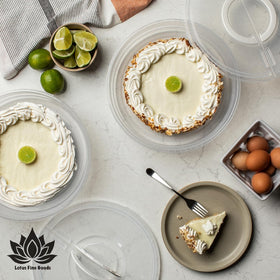2-pack set provides versatile storage for pies, cheesecakes, and more.