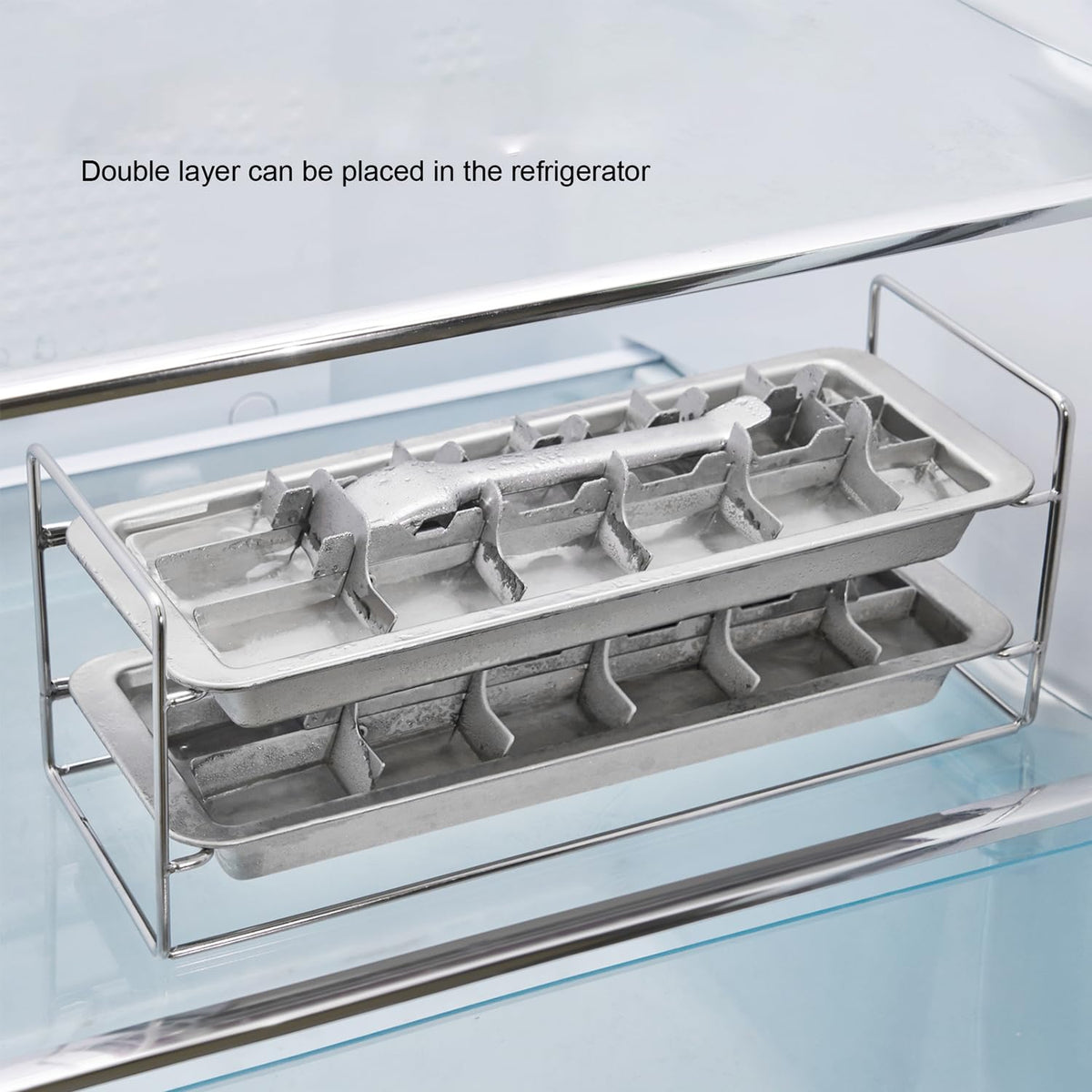 Lycss 3-row ice tray speeds up cube production for gatherings.