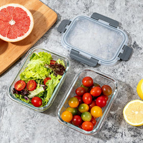 M MCIRCO premium borosilicate glass provides durable everyday storage.