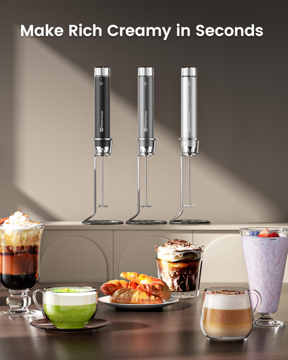 Maestri House LunaFro Max all-metal aluminum body for durable frothing.