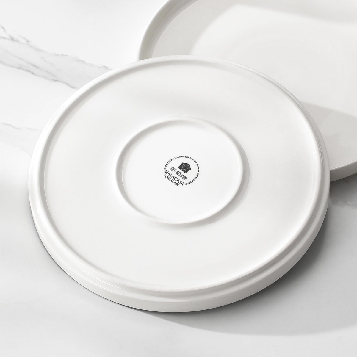 MALACASA LEAH 24-piece set elevates dining with modern white elegance.