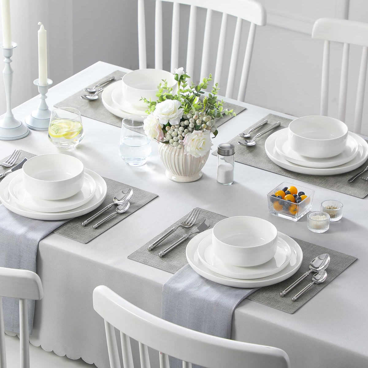 MALACASA LUNA table setting showcasing a modern white finish