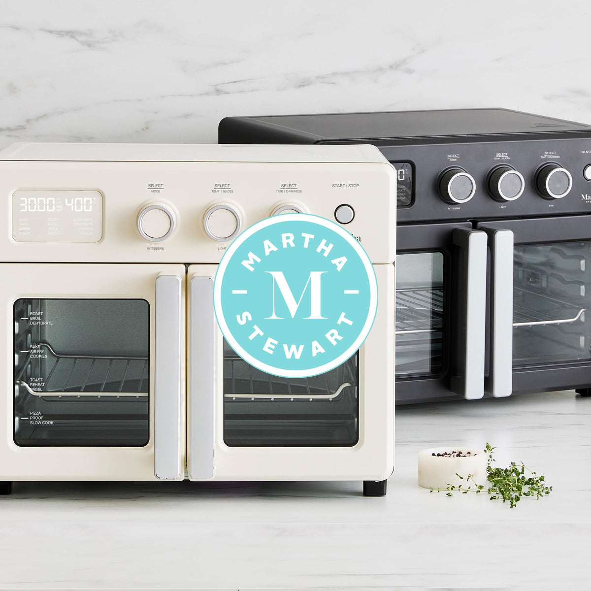 Space for a 12-inch pizza inside the Martha Stewart oven.