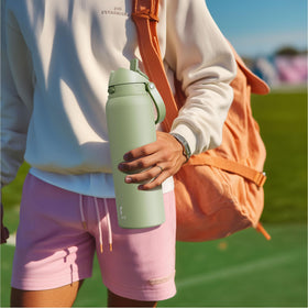 Meoky insulated water bottle keeps drinks cold for 24 hours