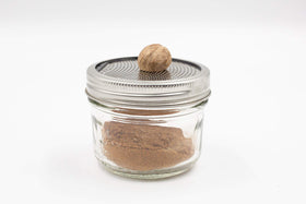 Dishwasher-safe design simplifies cleanup after use.