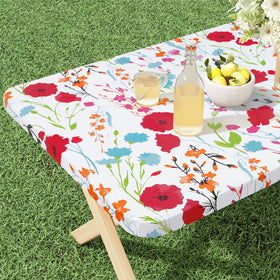 Misaya rectangle vinyl tablecloth with flowers pattern for outdoor dining.