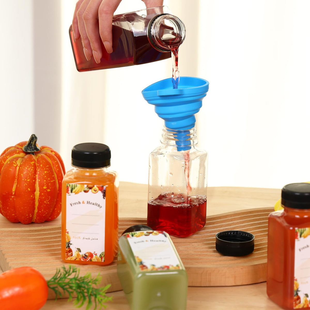 Moretoes silicone funnel for filling prevents overflow and reduces mess