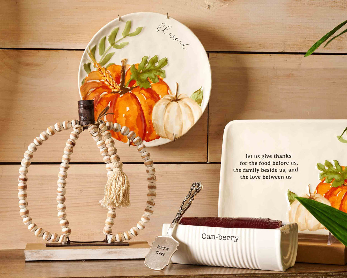 Vintage-inspired Mud Pie design complementing rustic and holiday tables