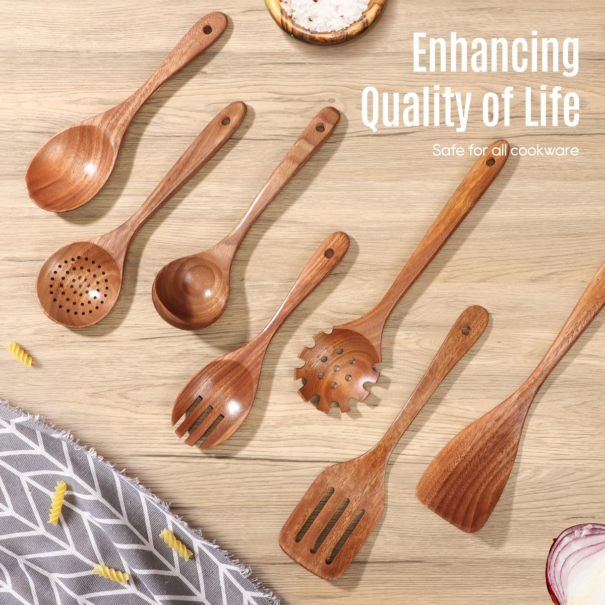 MULBOM wooden spaghetti-spoon with ergonomic handle for steady serving