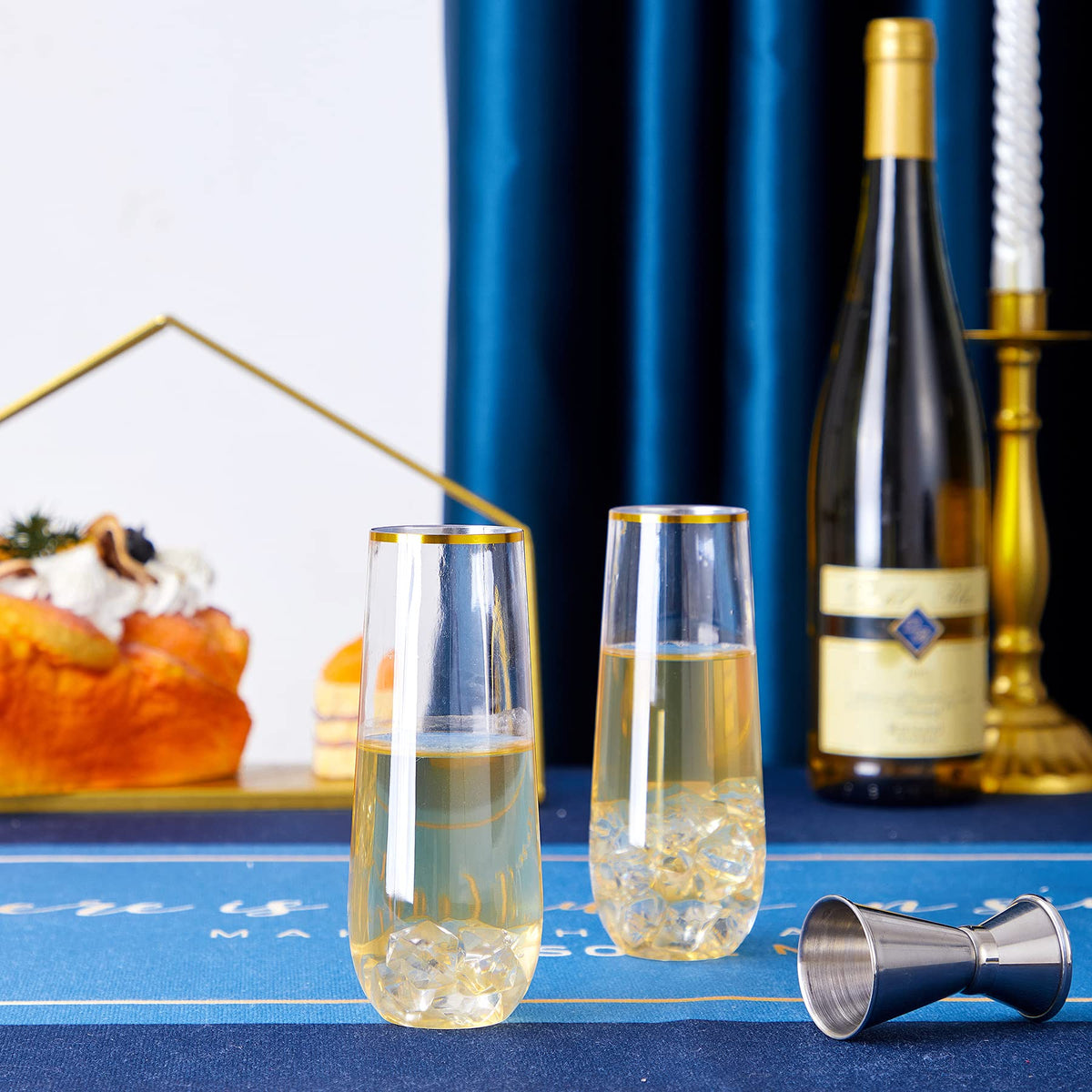 N9R BPA-free disposable flutes for safe serving