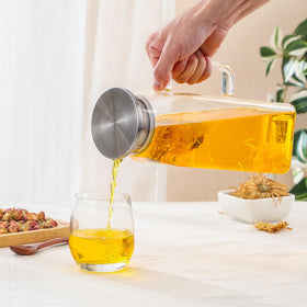 NETANY hot/cold-pitcher-carafe is perfect for iced tea, coffee, juice, and more.
