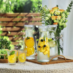 NETANY narrow-neck carafe design helps grip and reduces spills.