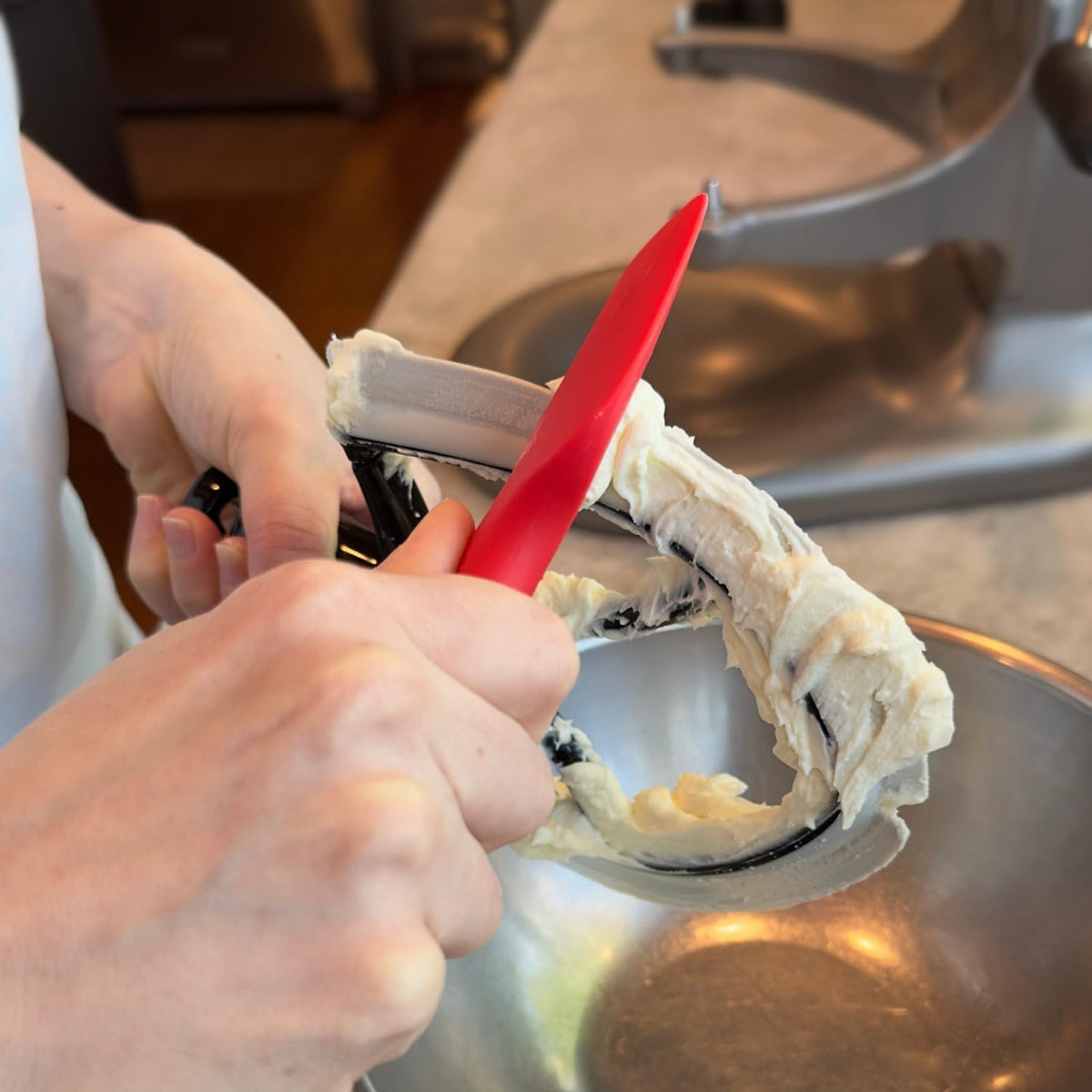 New Metro Design Spatula ONE stainless-core boosts durability with thick batters