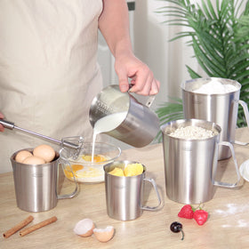 Newness measuring cup daily-use tool for cooking and baking tasks.