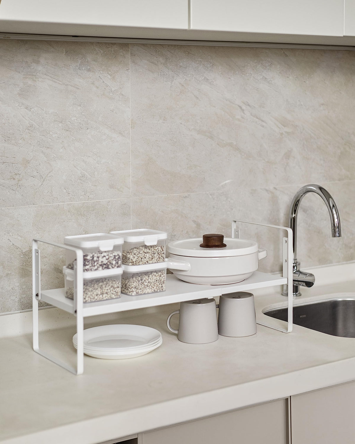 Nxconsu compact 8.6-inch depth preserves counter space.