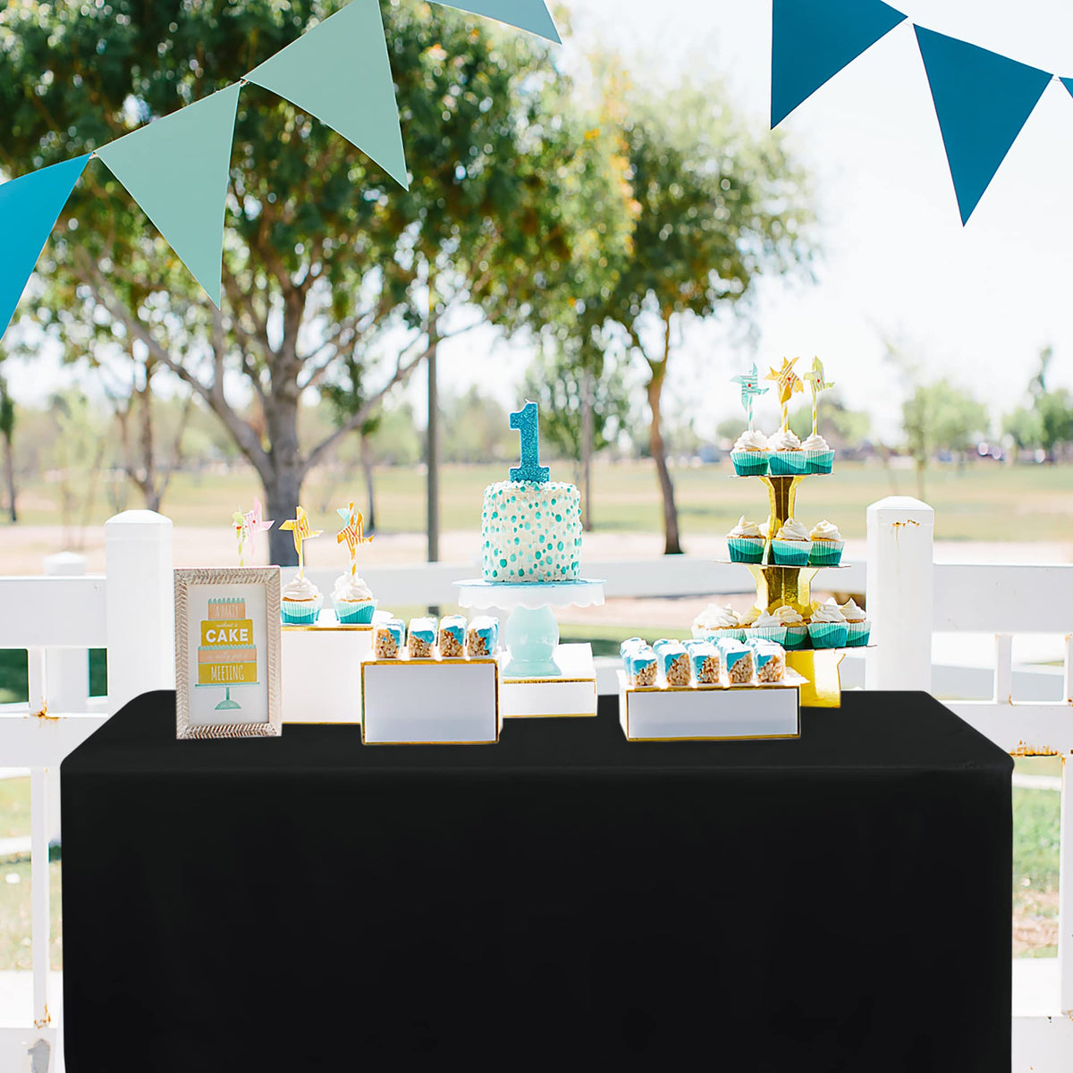 Wrinkle-resistant finish maintains a tidy look for events.