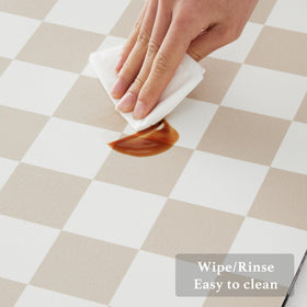 Ohocut checkered drying mat easy to clean, wipe or hand wash for a quick refresh.