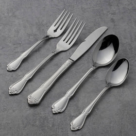 Oneida True Rose 18/0 stainless steel spoons resist rust for daily use