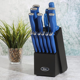 Oster Langmore wood storage block keeps knives organized and accessible.
