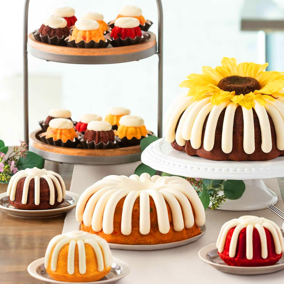 Palksky silicone mini cake pan 6 cavities closeup highlighting nonstick, easy release.