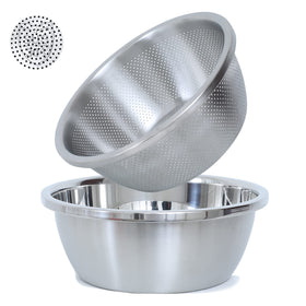 Paoli 304 stainless colander with microporous holes for fast vegetable drainage.