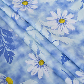 Pioggia versatile tablecloth for indoor and outdoor dining