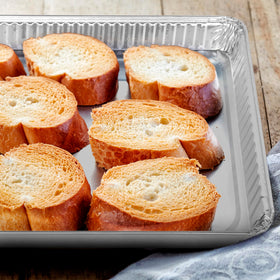 PLASTICPRO catering-ready disposable pans ideal for events and quick cleanup.