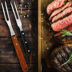 Ponpon meat fork barbecue-use shown ready for outdoor grilling and slicing