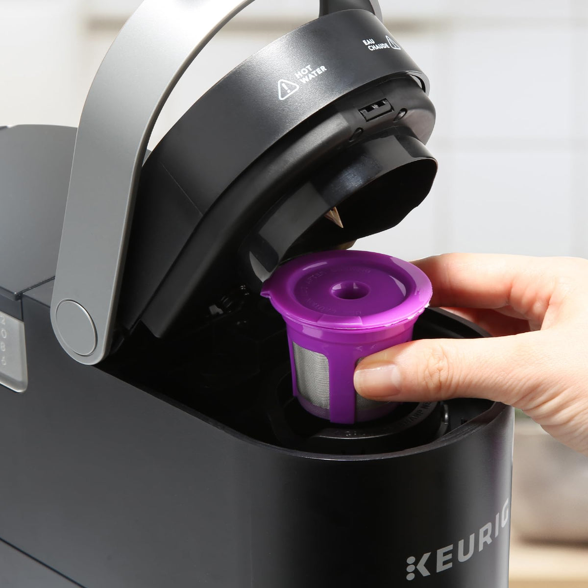 Pro Mael easy-cleanup filter for quick disposal after brewing