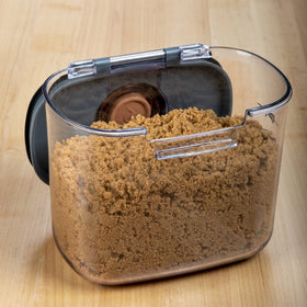 Progressive ProKeeper terra-cotta disk under lid maintains moisture