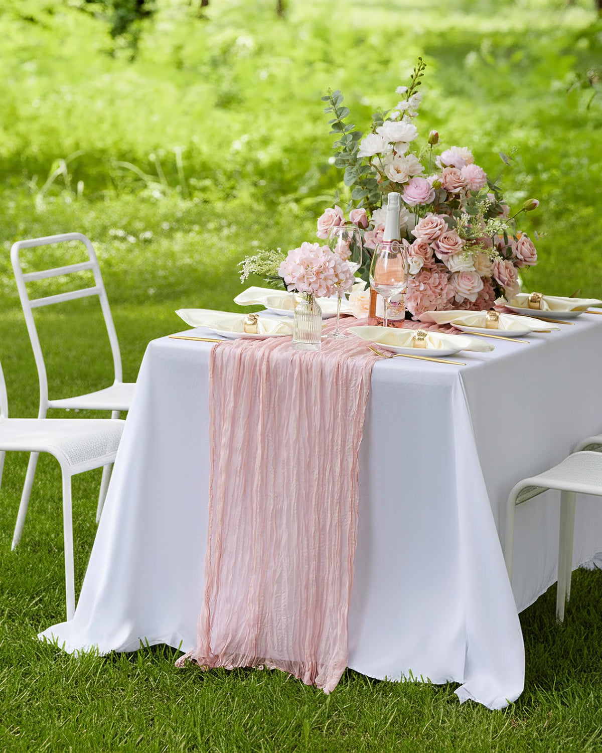 Pureegg table runner wash-and-wear design maintains shape after gentle cleaning.