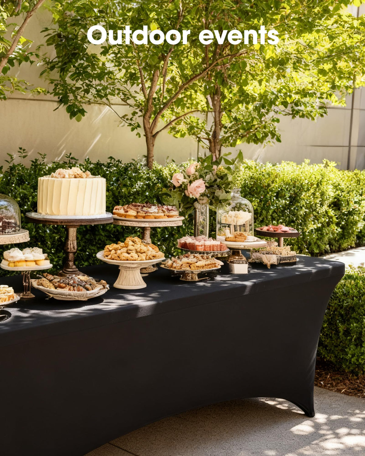 Pureegg 6-foot table cover demonstrates a snug fit that prevents slipping.