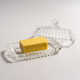 QIANCHANG butter dish lid pull design for easy handling