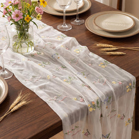 Remagr elegant ambiance for home dining and seasonal tables