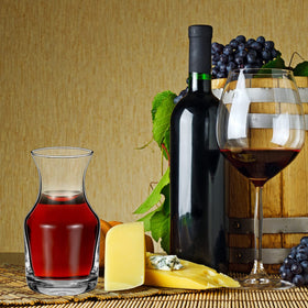 Remagr splash-free rim design helps minimize spills during service.