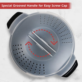 ReneeChef microwave steamer used to poach chicken quickly