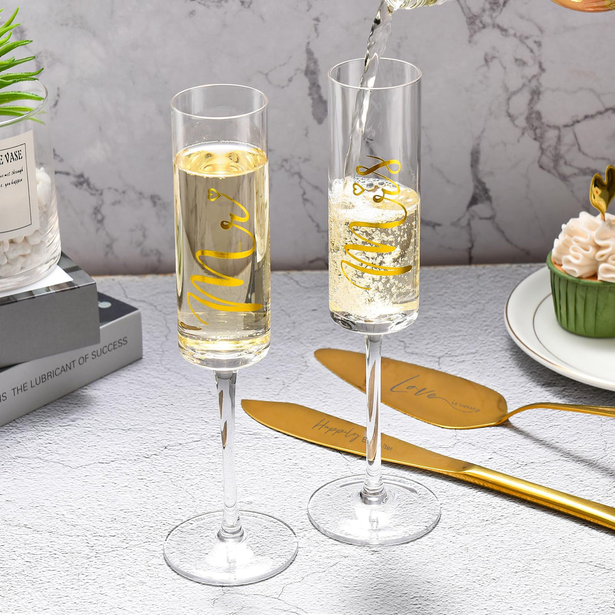 ROXBURGH All-occasions set suitable for weddings, anniversaries, and parties.